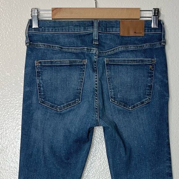 Madewell 8" Mid Rise Skinny Jeans in Ames Wash Medium Blue women's size 27 - Picture 12 of 15